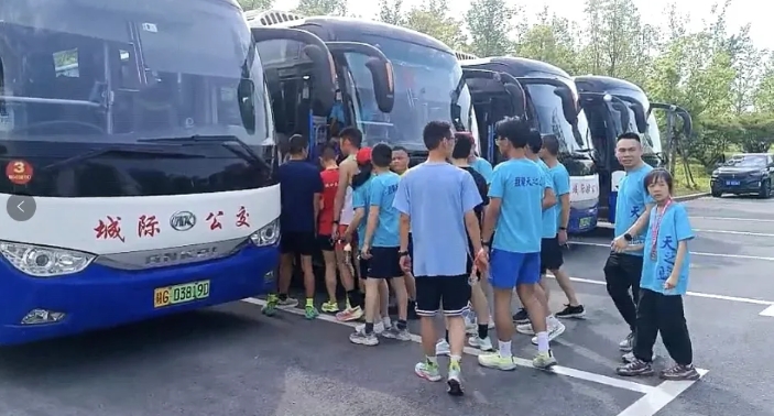 九江CQ9电子_官网：湖口公司助力城市乐跑赛