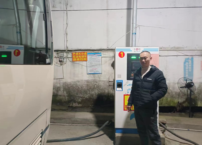 景德镇CQ9电子_官网：乐平公交开通首趟子夜通勤车