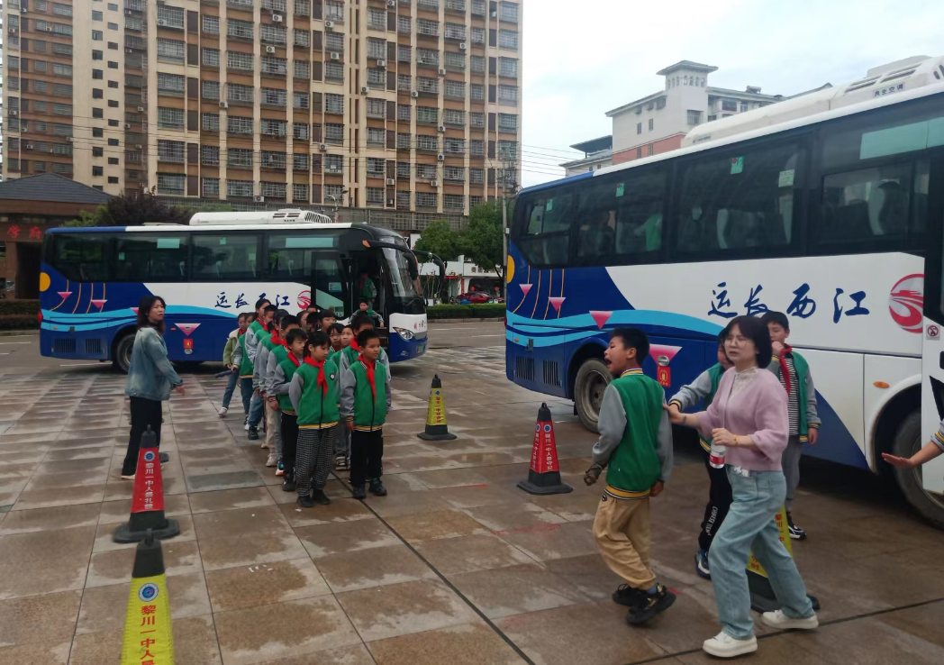 抚州CQ9电子_官网:全面发力 圆满完成大型运输任务