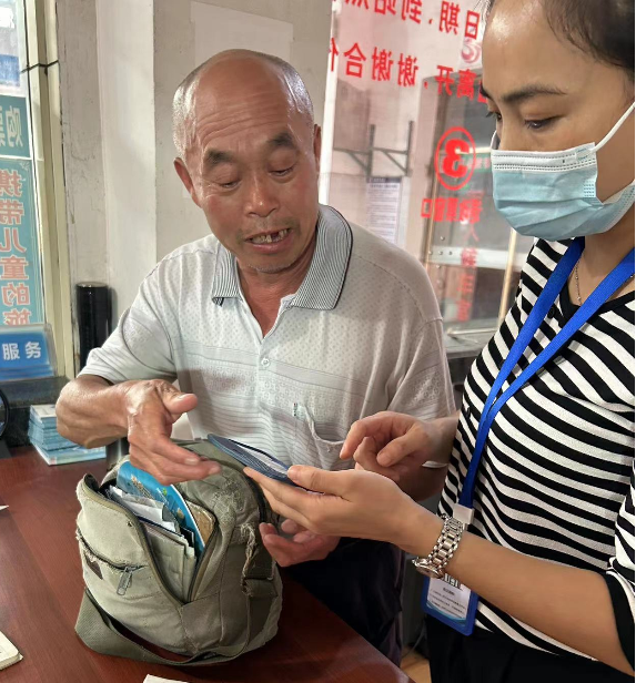 抚州CQ9电子_官网:遇到你们真是我的幸运!
