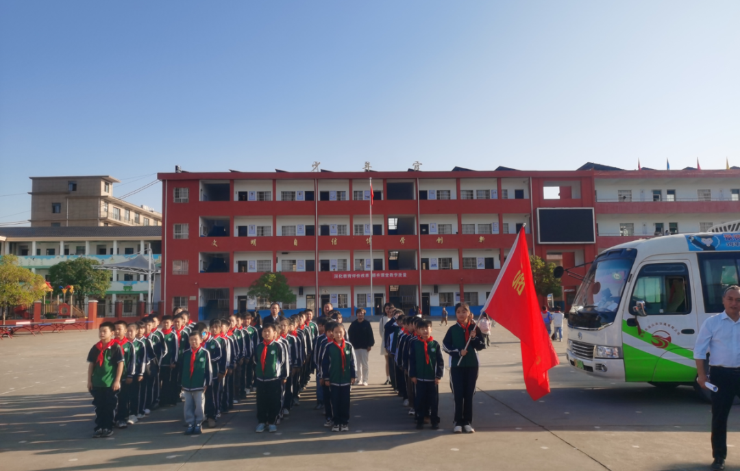景德镇CQ9电子_官网:保运输 树形象 优质服务获称赞