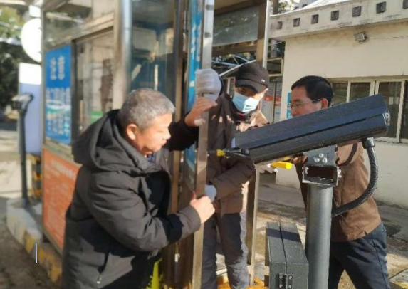 CQ9电子_官网物业：学雷锋 志愿者在行动