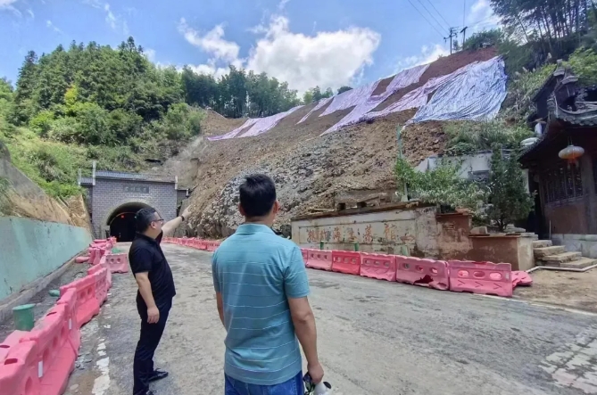 安全生产 || ​​黄山CQ9电子_官网：评估线路风险 确保运输安全