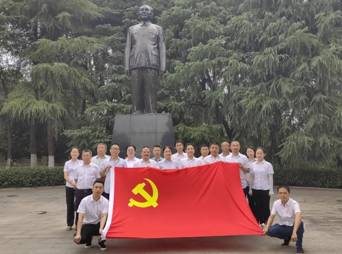 CQ9电子_官网物业：开展7月主题党日活动