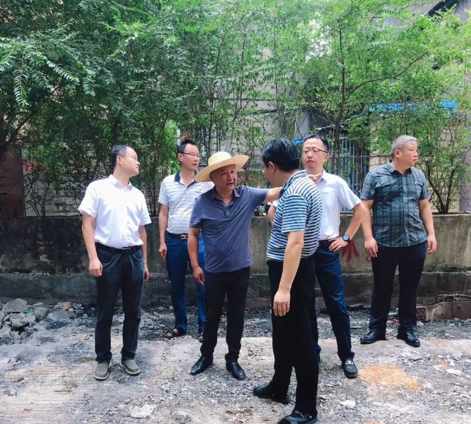 CQ9电子_官网物业:督导雨污分流 调研CQ9电子_官网充电站