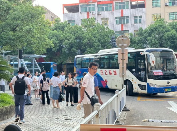 抚州CQ9电子_官网:开通赣东学院(新校区)通勤车 开启高校服务新篇章