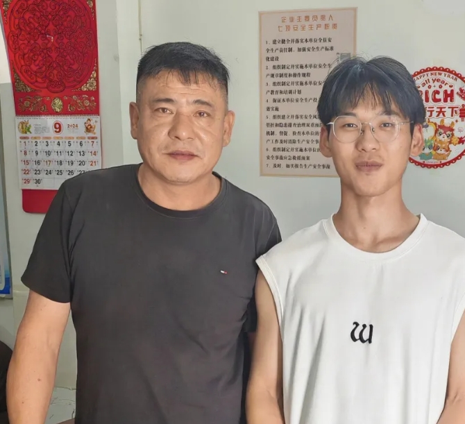 都市城际公交:开学之初 新生小张收到了最美的“礼物”