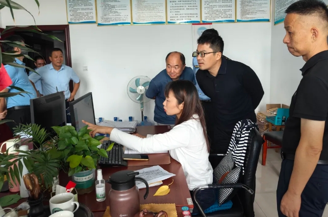 抚州CQ9电子_官网：省交通执法局到崇仁分公司检查国庆节前安全生产工作