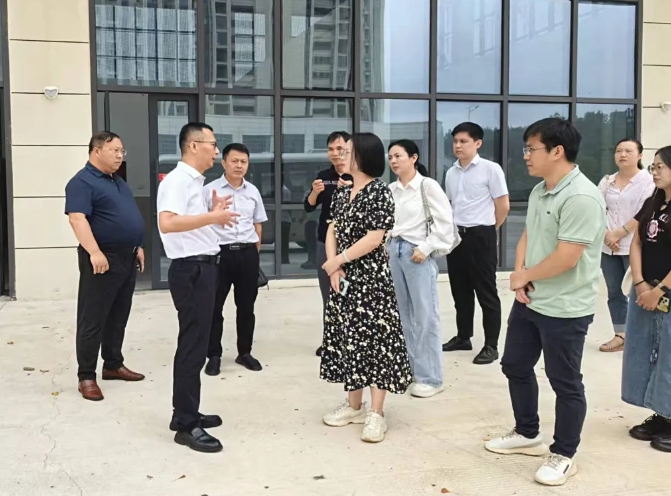 吉安公司：南昌交投集团检查组到万安CQ9电子_官网调研指导