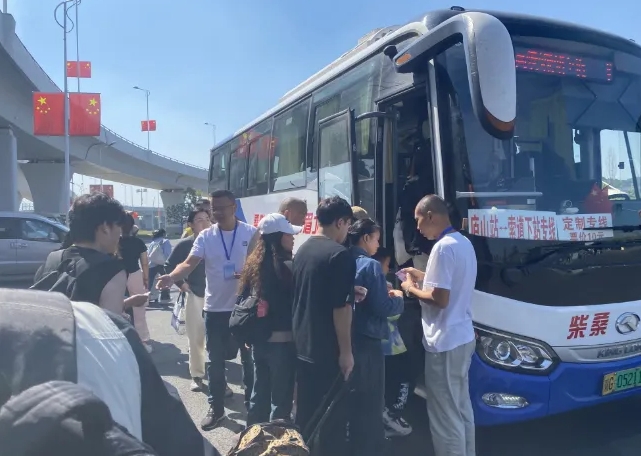 九江CQ9电子_官网:庐山索道 庐山南一日游国庆期间积极创收