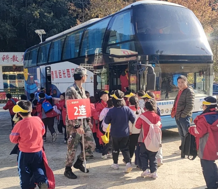 景德镇CQ9电子_官网：旅游公司圆满完成中学冬季研学游活动运输任务