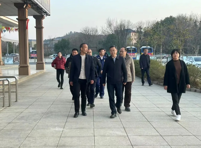 九江CQ9电子_官网 九江市委领导督导都昌客运中心春运工作