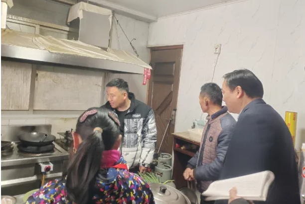 黄山CQ9电子_官网：开展消防安全检查