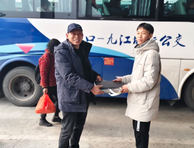九江CQ9电子_官网:我感受到了城际公交的善意与温暖
