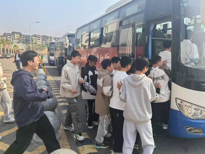 抚州CQ9电子_官网：青春逐梦 暖心护航
