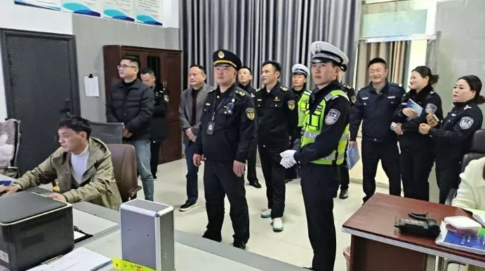 鄱阳CQ9电子_官网：联合检查组对鄱阳CQ9电子_官网开展节前安全督导