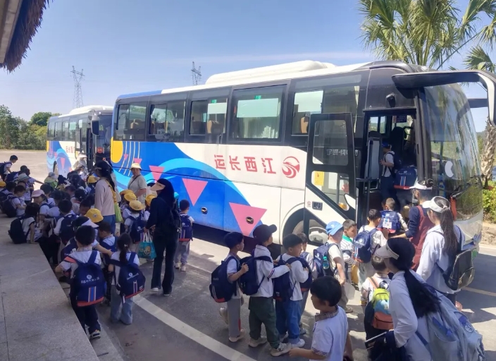 抚州CQ9电子_官网：金溪分公司助力春游研学出行