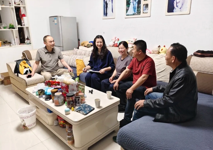 九江CQ9电子_官网：开展湖九城际公交车辆体检和驾驶员家访行动